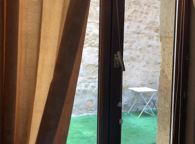 شقة * Hyper Centre*local A Velo *